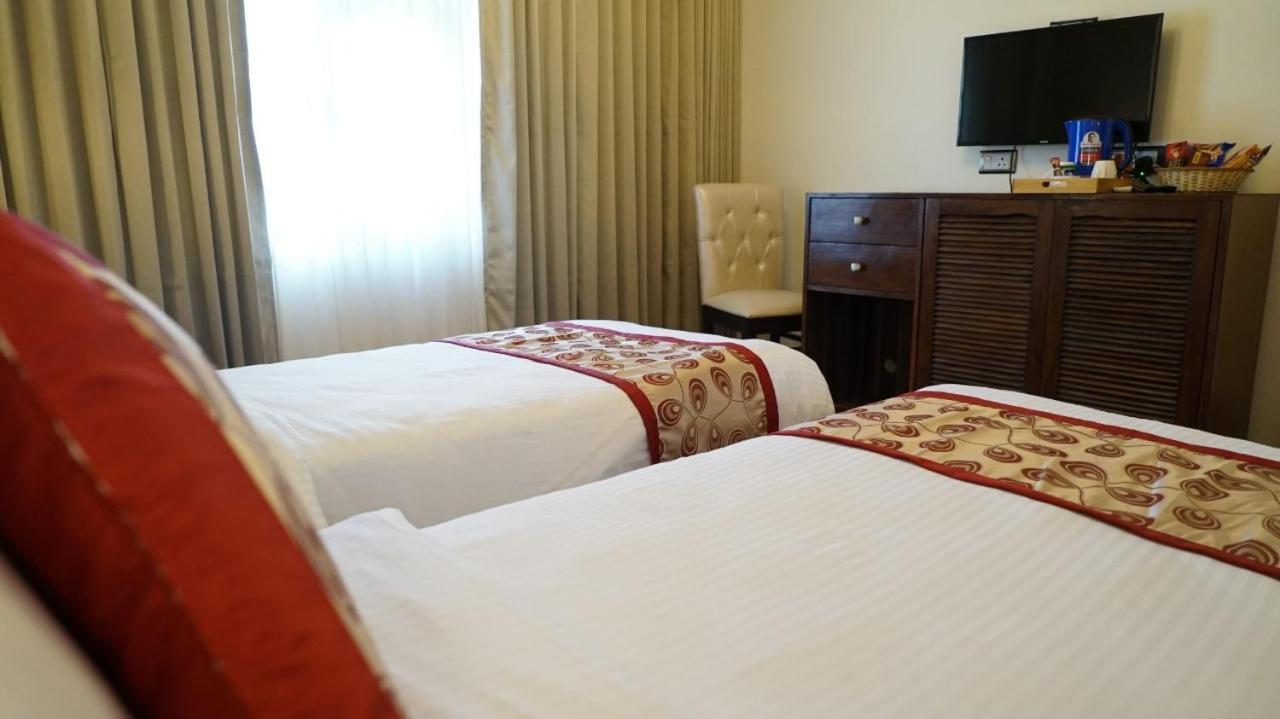 Hotel Sukh Mehal ジャランダール エクステリア 写真