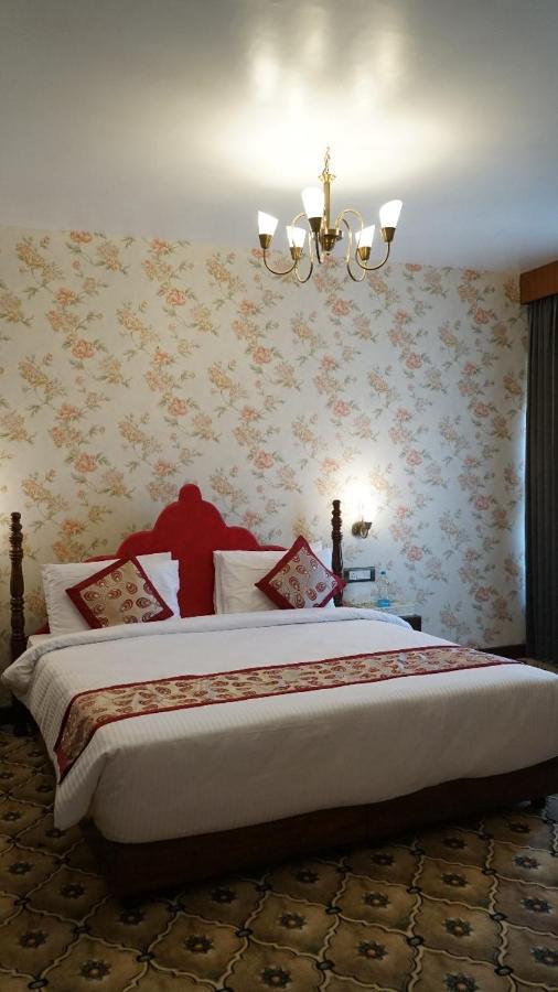 Hotel Sukh Mehal ジャランダール エクステリア 写真