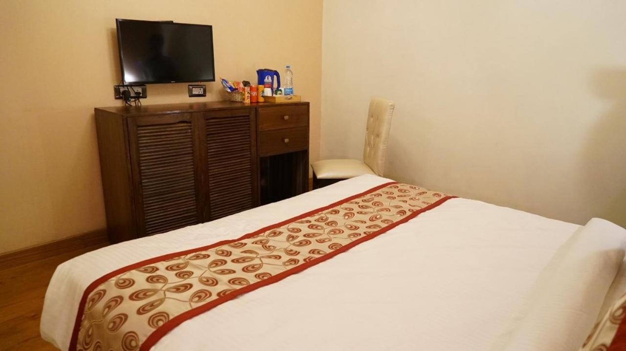 Hotel Sukh Mehal ジャランダール エクステリア 写真